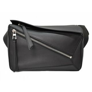 LOEWE - 【中古品】LOEWE
パズルバムバッグ スモール 　 ブラック レザー ボディバッグ　シンプル　ユニセックス　おしゃれ　定番　人気　ギフト【中古】松山久万ノ台店