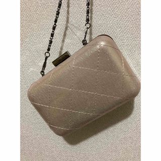 フォーエバートゥエンティーワン(FOREVER 21)の新品　プラスチック糸付　2way ショルダーバッグ　クラッチ　シャンパンゴールド(ショルダーバッグ)