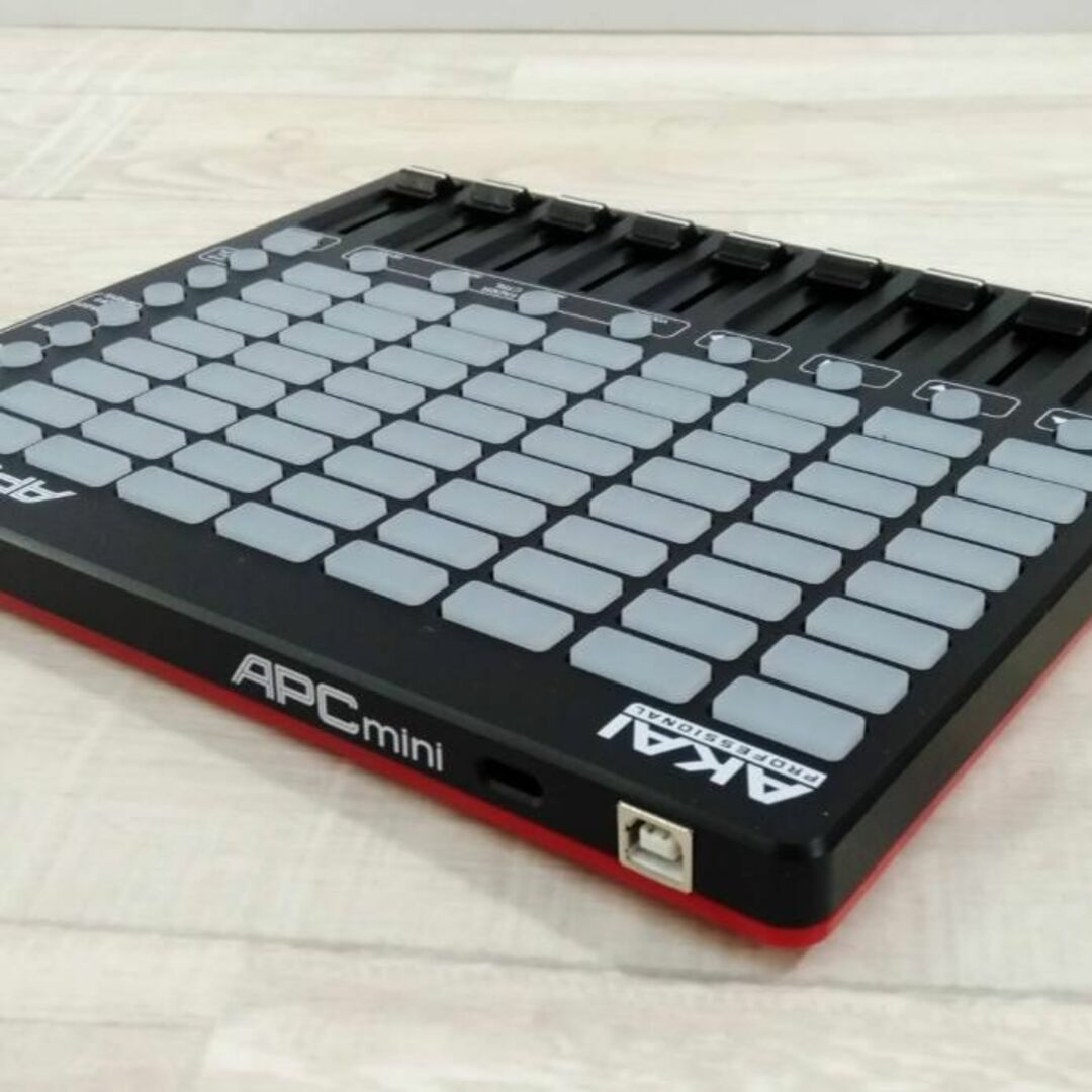 Akai Professional MIDIコントローラー  APC mini 楽器のDTM/DAW(MIDIコントローラー)の商品写真