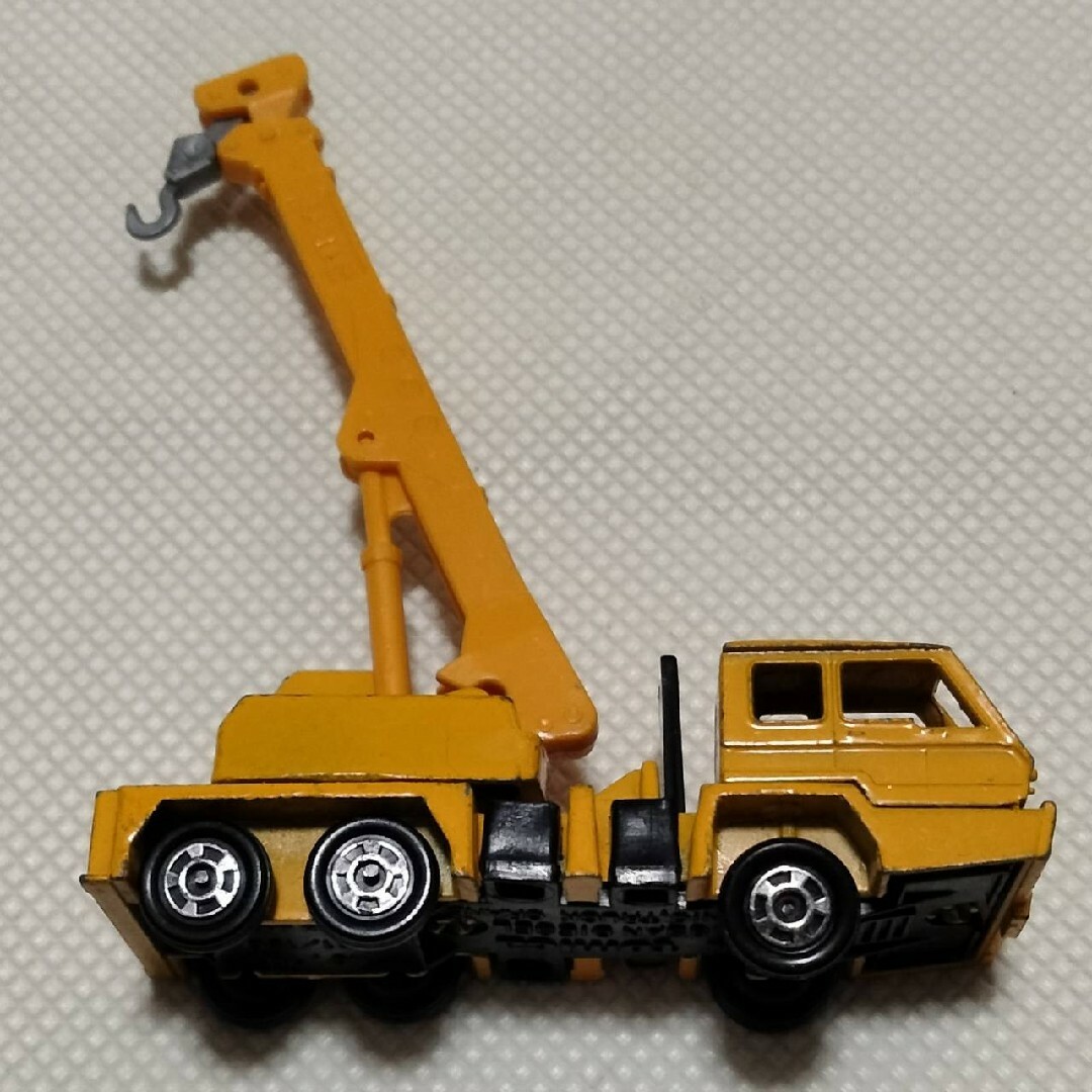4228 トミカ 1974年 日産ディーゼル トラッククレーン日本製の 4228 トミカ 1974年 日産ディーゼル トラッククレーン日本製の
