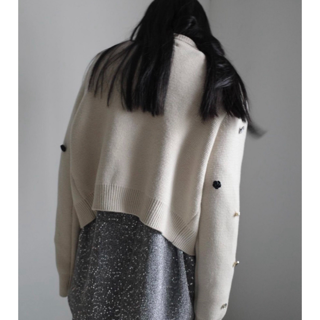 Ameri VINTAGE - AMERI トゥインクルビジューショートニット Ameri VINTAGE - AMERI トゥインクルビジューショートニット