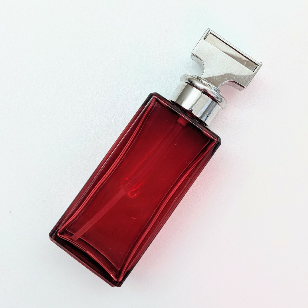 Calvin Klein(カルバンクライン)のカルバンクライン エタニティ ローズブラッシュ オードパルファム　50ml コスメ/美容の香水(香水(女性用))の商品写真