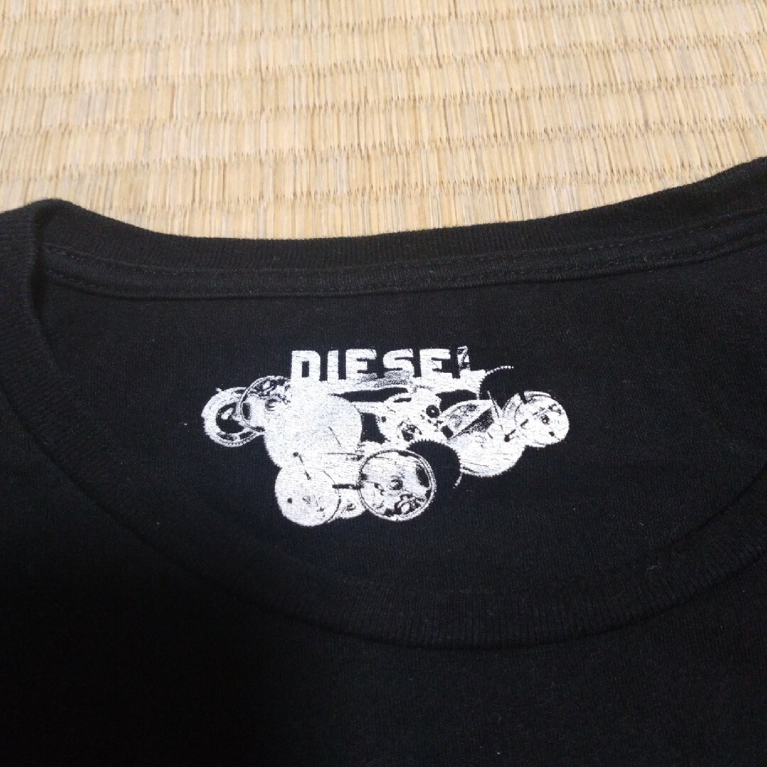 DIESEL(ディーゼル)の⑬美品★DIESELディーゼル★Sサイズ★ロンT★黒 メンズのトップス(Tシャツ/カットソー(七分/長袖))の商品写真