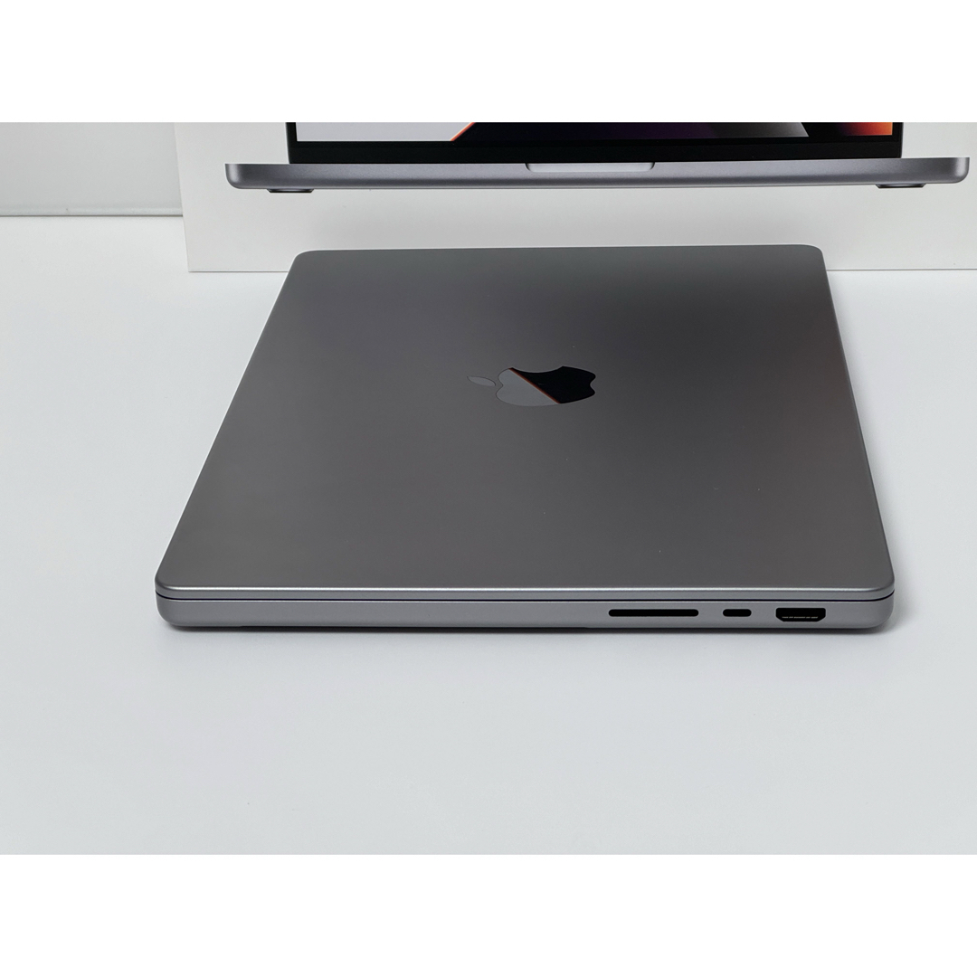 Apple(アップル)の美品　Macbook Pro M1 14.2インチ 2021 スペースグレイ スマホ/家電/カメラのPC/タブレット(ノートPC)の商品写真