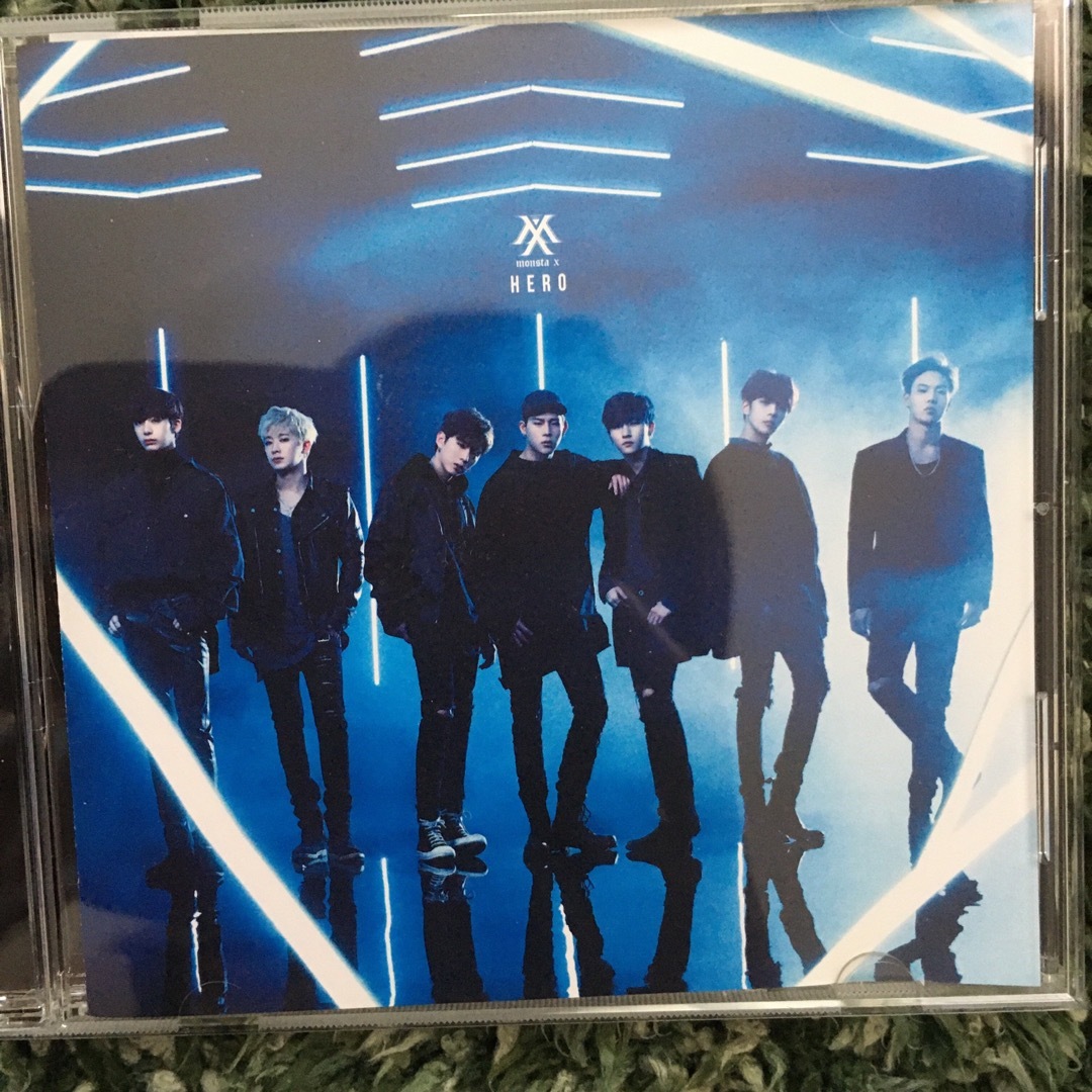 monsta x(モンスタエックス)のMONSTA X HERO トレカ　ポストカード　セット エンタメ/ホビーのCD(K-POP/アジア)の商品写真