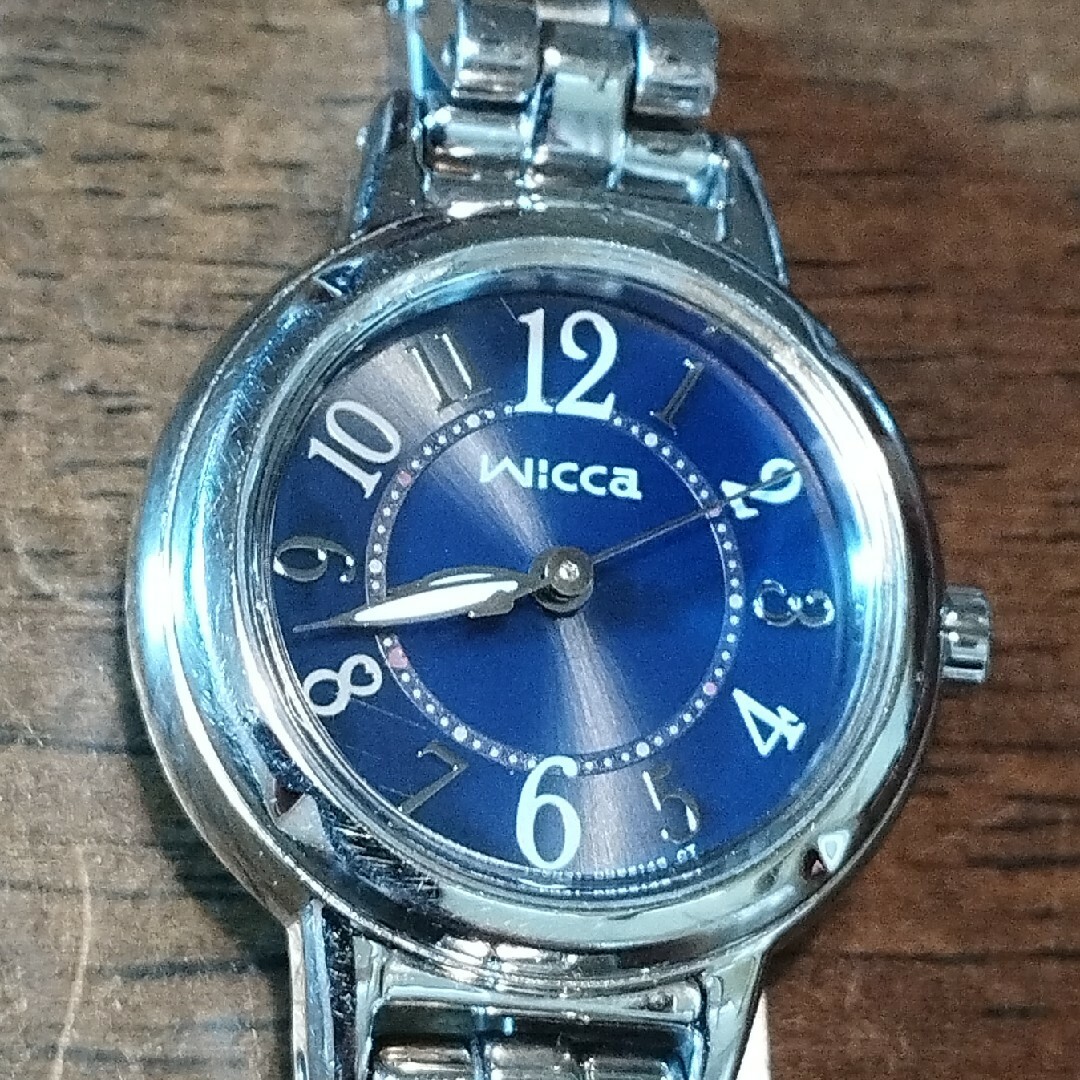 CITIZEN(シチズン)のAD26　シチズン・ウィッカ　　　　　　ソーラー時計　稼働品 レディースのファッション小物(腕時計)の商品写真