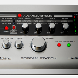 ローランドディージー(Roland)の【美品】Roland　UA-4FX2 オーディオインターフェース(オーディオインターフェイス)