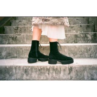 UNTISHOLD Banu-8 / Black レースアップブーツ 38 完売(ブーツ)