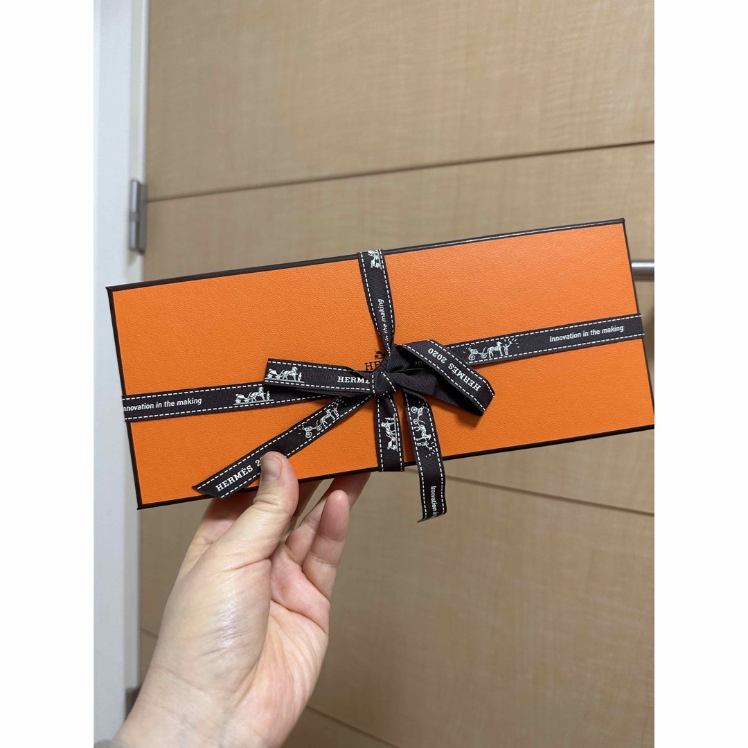 Hermes(エルメス)のエルメスハンドタオル/ピンク/未開封 レディースのファッション小物(ハンカチ)の商品写真