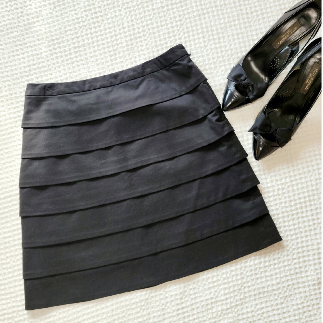 AER ADAM ET ROPE(アダムエロペ)のROPE　ティアードスカート　黒スカート　フォーマルスカート　入園式　卒園式 レディースのスカート(ひざ丈スカート)の商品写真