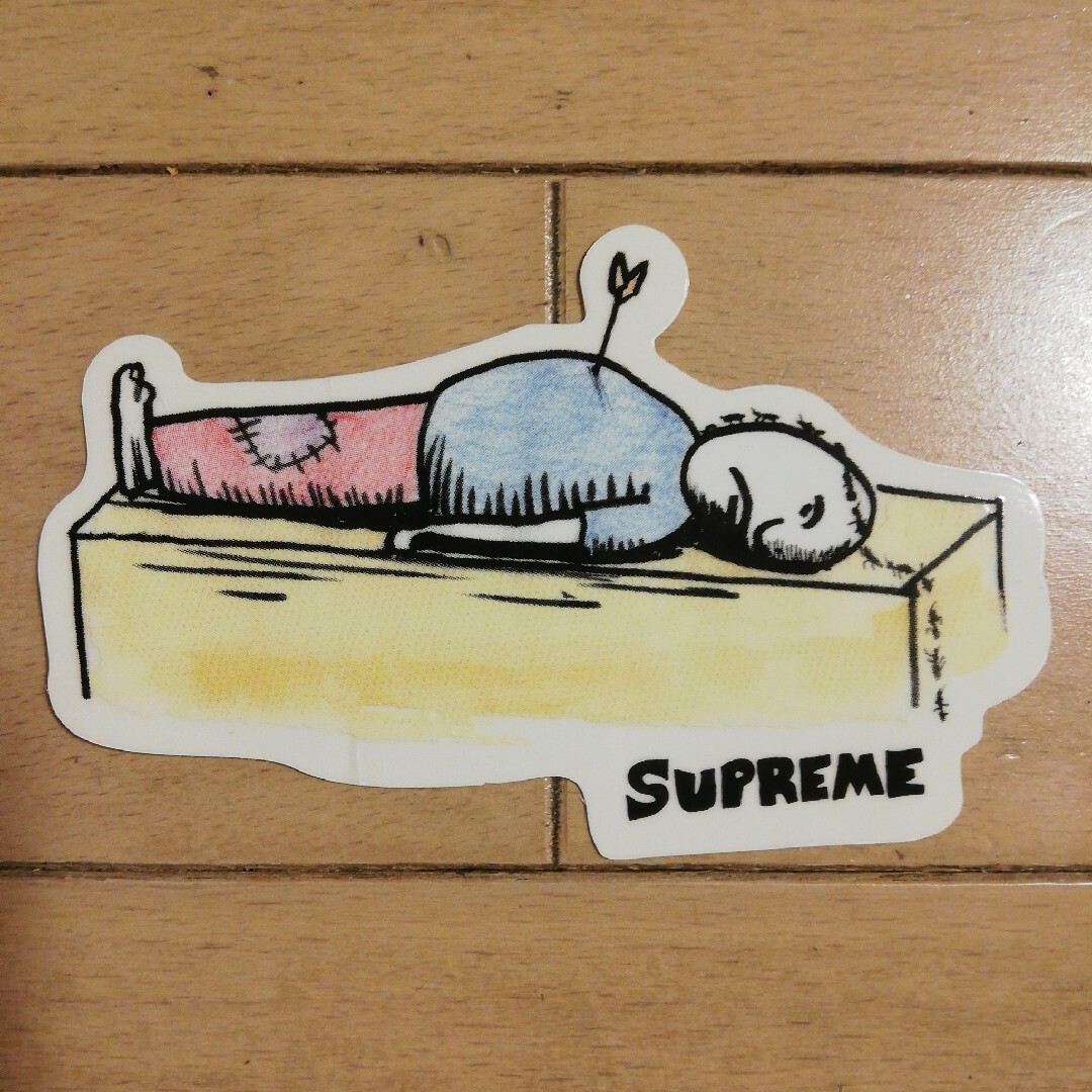 Supreme(シュプリーム)のSUPREME NEIL BLENDER ARROW STICKER メンズのファッション小物(その他)の商品写真