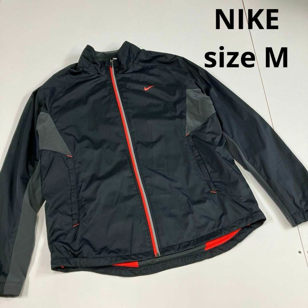 NIKE(ナイキ)のNIKE ナイキ　ナイロンジャケット　スポーツ　シャカシャカ　トレーニング　古着 メンズのジャケット/アウター(ナイロンジャケット)の商品写真