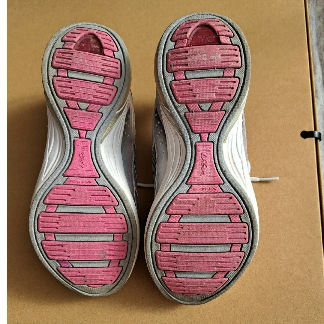 LA GEAR(エルエーギア)のLA GEAR　walk.n.tone　24.5cm　シルバー/ピンク レディースの靴/シューズ(スニーカー)の商品写真
