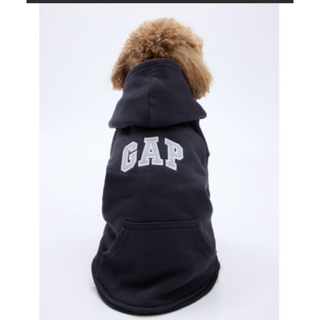 GAP(ギャップ)の新品未使用GAPロゴ ペット用パーカー 犬服（DOG WEAR ハンドメイドのペット(ペット服/アクセサリー)の商品写真
