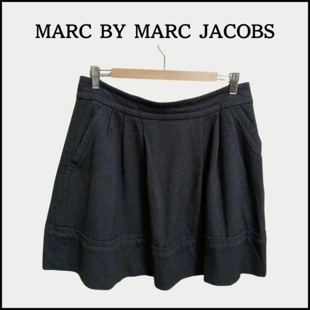 MARC BY MARC JACOBS(マークバイマークジェイコブス)のマークバイマークジェイコブス フレア ミニスカート ブラック 大きめサイズ レディースのスカート(ミニスカート)の商品写真