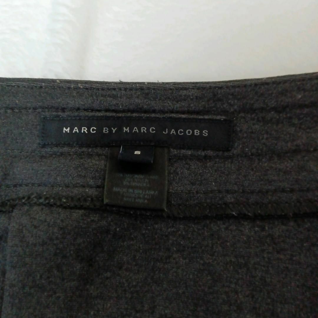 MARC BY MARC JACOBS(マークバイマークジェイコブス)のマークバイマークジェイコブス フレア ミニスカート ブラック 大きめサイズ レディースのスカート(ミニスカート)の商品写真