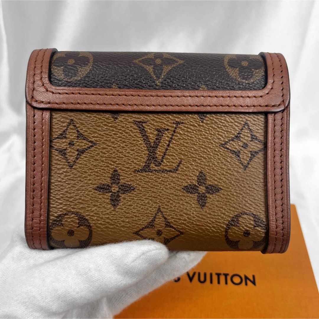 LOUIS VUITTON(ルイヴィトン)のルイヴィトン ポルトフォイユ・ドーフィーヌ コンパクト モノグラム三つ折り財布 レディースのファッション小物(財布)の商品写真