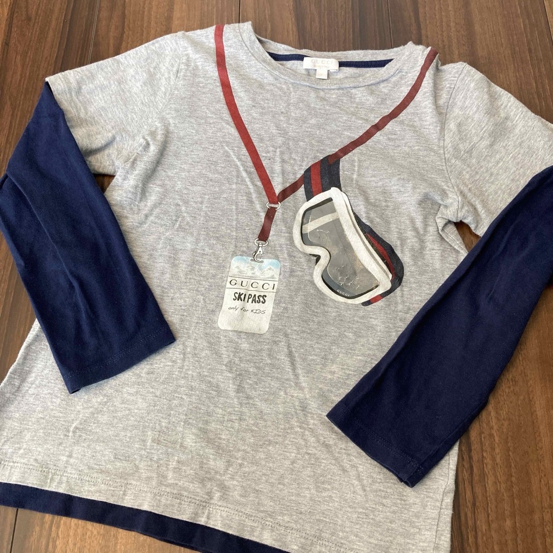 Gucci(グッチ)のグッチ　ロンT 130  いく丸様専用 キッズ/ベビー/マタニティのキッズ服男の子用(90cm~)(Tシャツ/カットソー)の商品写真