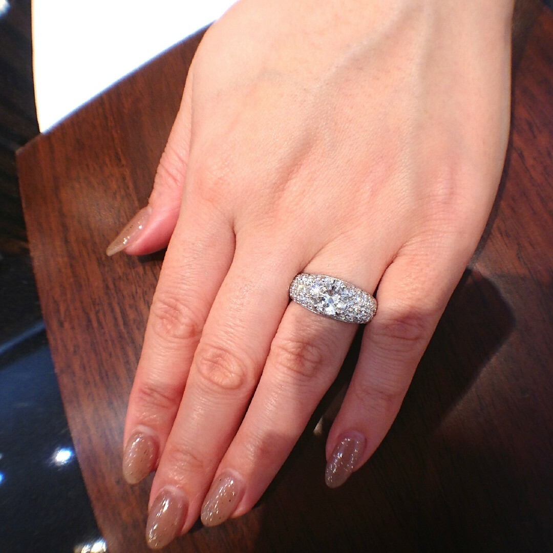 一粒✨1.5ct 天然ダイヤモンド リング 鑑定ソ付 k18 ダイヤ 新品 一粒✨1.5ct 天然ダイヤモンド リング 鑑定ソ付 k18 ダイヤ 新品