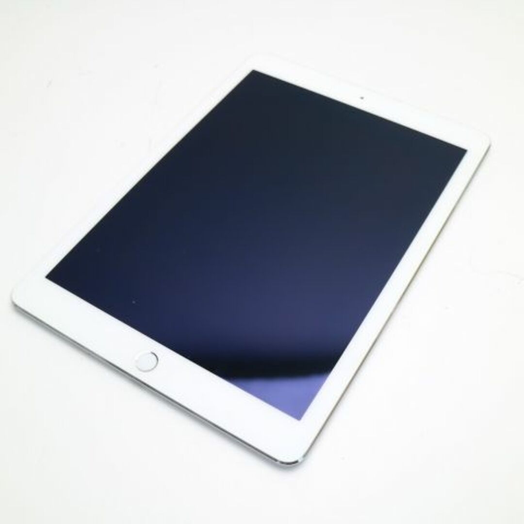 Apple(アップル)の超美品 iPad Air 2 Wi-Fi 64GB シルバー  スマホ/家電/カメラのPC/タブレット(タブレット)の商品写真