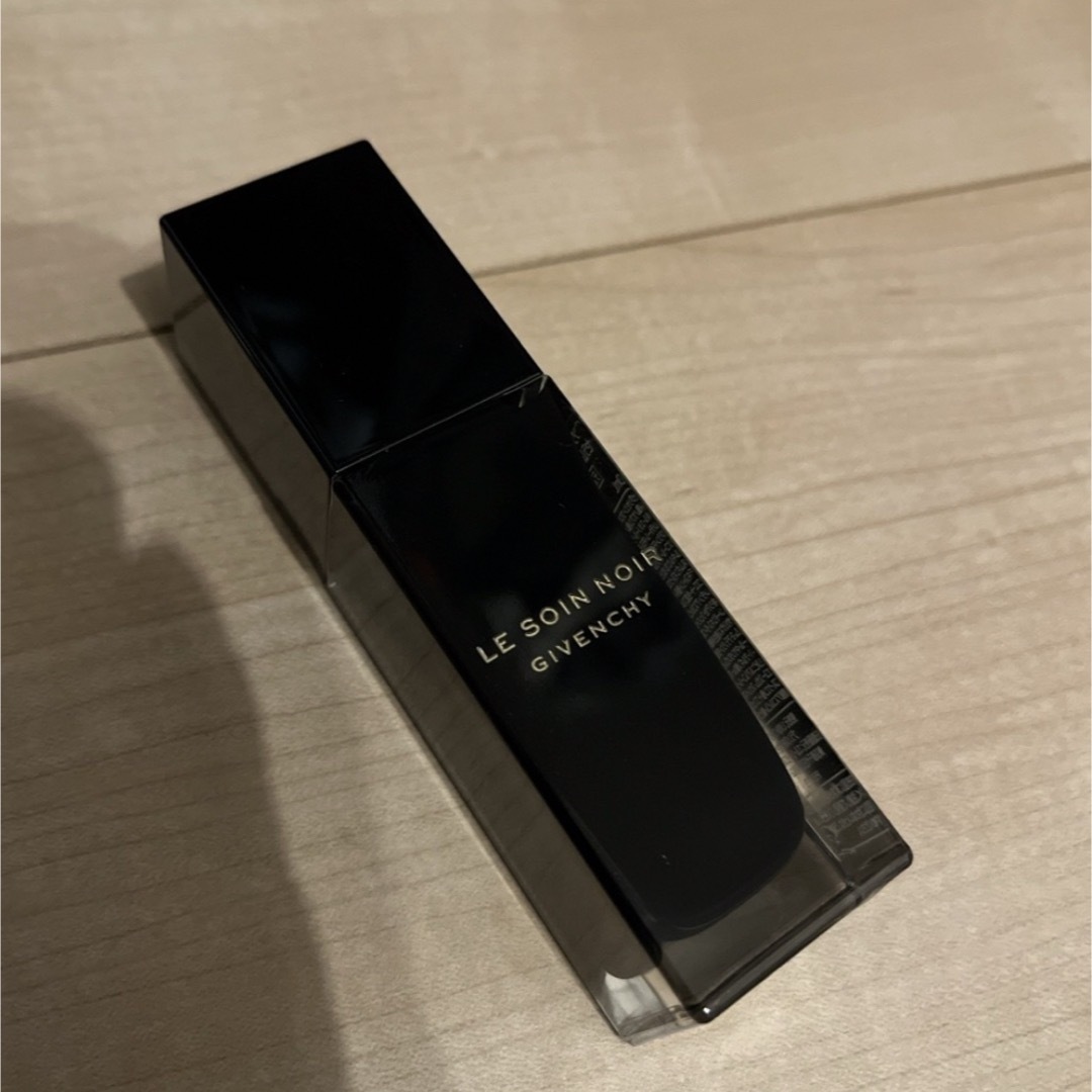 GIVENCHY(ジバンシィ)のジバンシー　ソワンノワール　セラムN  コスメ/美容のスキンケア/基礎化粧品(美容液)の商品写真