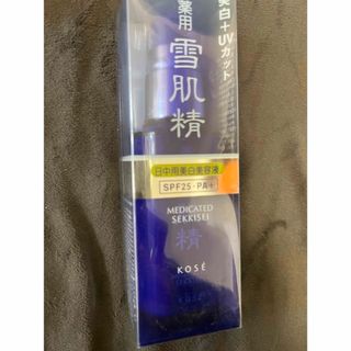 セッキセイ(雪肌精)の薬用 雪肌精 デイ エッセンス (a)(50ml)(美容液)