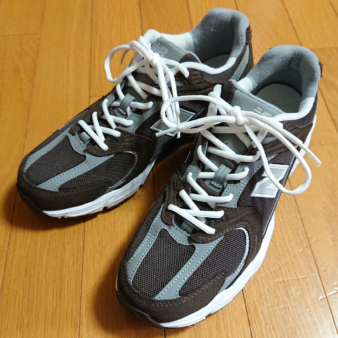 New Balance(ニューバランス)のNew Balance ニューバランス 530 CL ブラウン 28 メンズの靴/シューズ(スニーカー)の商品写真