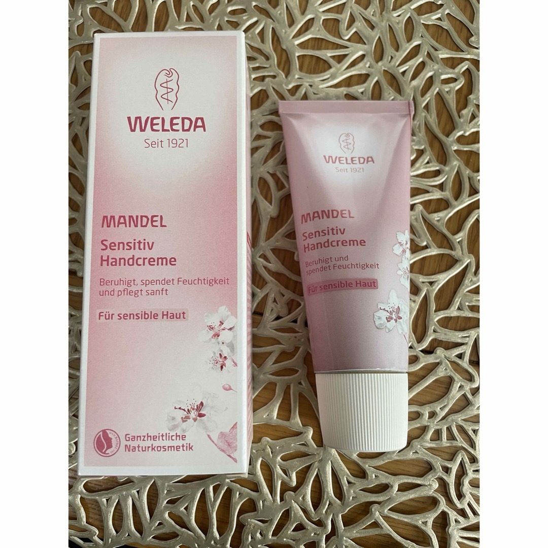 WELEDA(ヴェレダ)のWELEDA ヴェレダ センシティブハンドクリーム！50ml新品未使用 ドイツ コスメ/美容のボディケア(ハンドクリーム)の商品写真