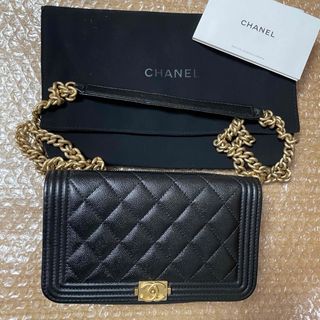 シャネル(CHANEL)のCHANEL ボーイシャネル　フォンケース　現行品　(iPhoneケース)