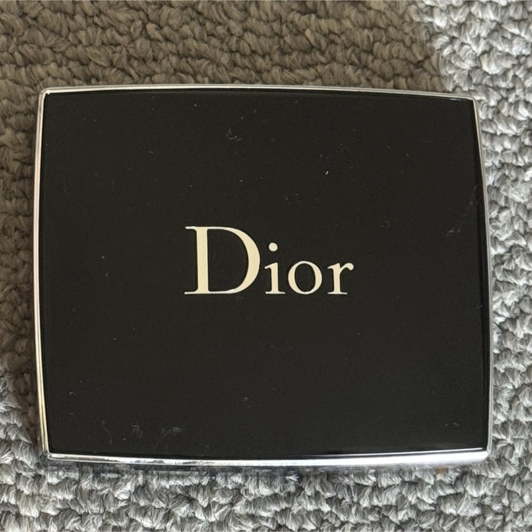 Christian Dior(クリスチャンディオール)のディオール ブラッシュ / 889 ニュー レッド コスメ/美容のベースメイク/化粧品(チーク)の商品写真