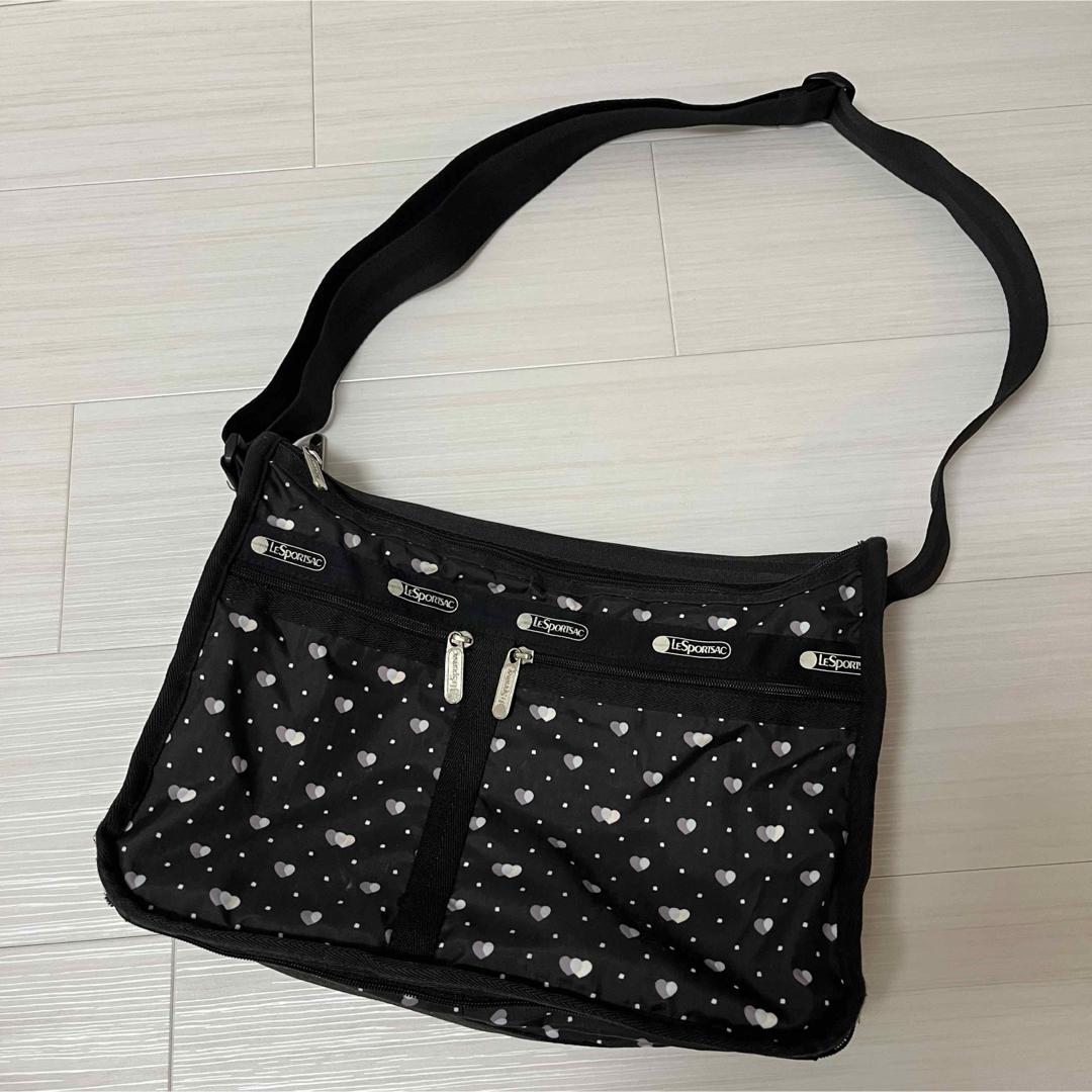 LeSportsac - Lesportsac レスポートサックショルダーバッグ 黒 ハート LeSportsac - Lesportsac レスポートサックショルダーバッグ 黒 ハート