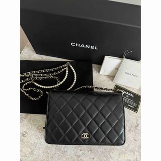 【CHANEL】カッコいい！ボーイシャネルのコンパクトウォレット☆ゴールド金具新品同様のものをお求めの方や