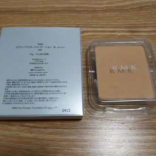 アールエムケー(RMK)のRMKエアリーパウダーファンデーションNレフィル101箱付き中古(ファンデーション)