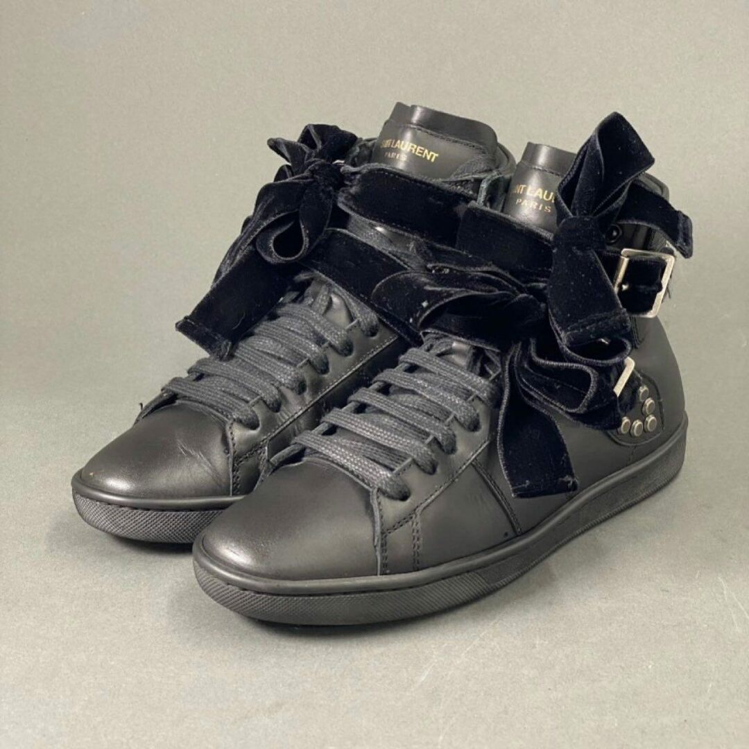Saint Laurent - 6j20 SAINT LAURENT サンローラン レザー リボン Saint Laurent - 6j20 SAINT LAURENT サンローラン レザー リボン