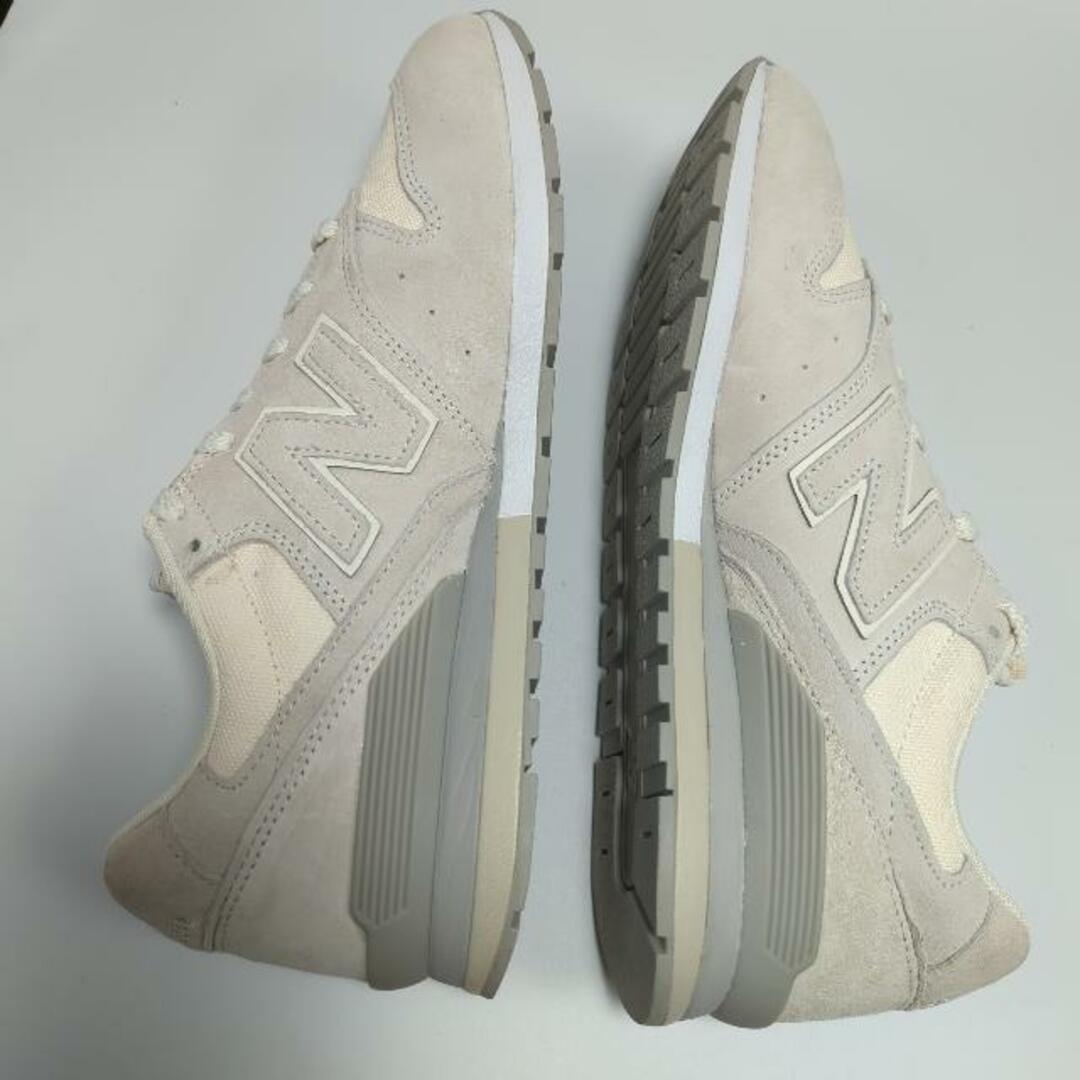 New Balance(ニューバランス)の【訳あり】【ニューバランス CM996TA2】 NEW BALANCE CM996TA2 MOONBEAM ベージュ ホワイト スニーカー 【靴幅 D】 US10.0(28.0) メンズの靴/シューズ(スニーカー)の商品写真