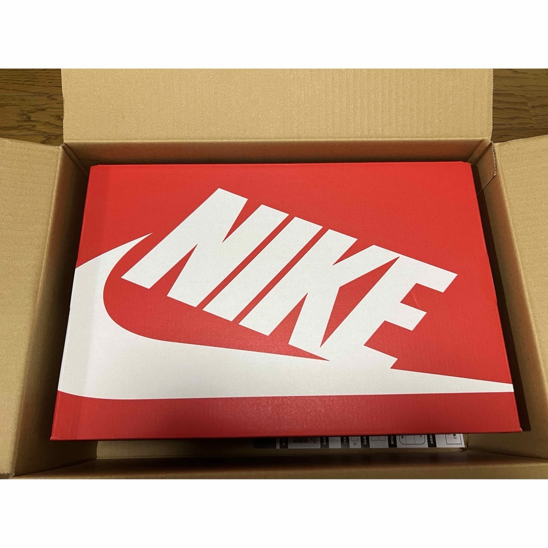 NIKE(ナイキ)のNike ダンク MID  ホワイト／ホワイト／ブラック／ブラック パンダ メンズの靴/シューズ(スニーカー)の商品写真