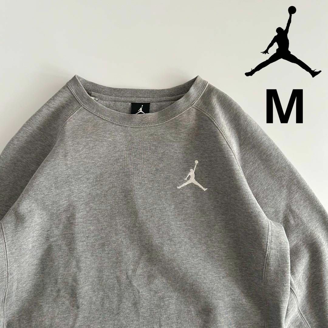 Jordan Brand（NIKE）(ジョーダン)のNIKE エアジョーダン AIR JORDAN スウェット グレー ワンポイント メンズのトップス(スウェット)の商品写真