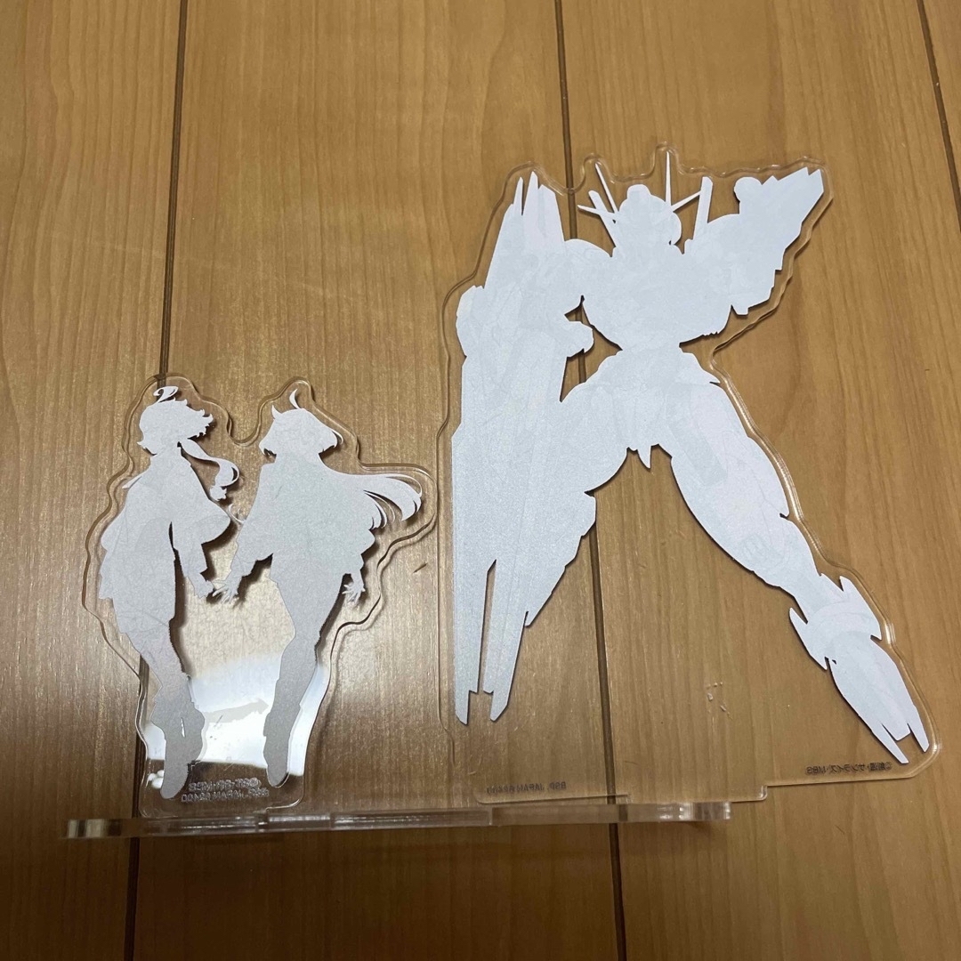 BANDAI(バンダイ)のガンダム　アクリルスタンド エンタメ/ホビーのおもちゃ/ぬいぐるみ(キャラクターグッズ)の商品写真