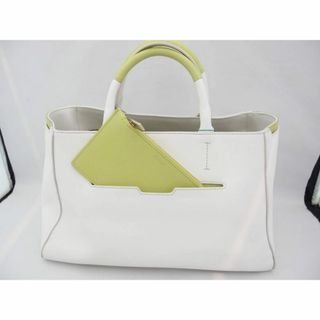 フルラ(Furla)のFURLA　フルラ　レザー　ハンドバッグ　ホワイト(ハンドバッグ)