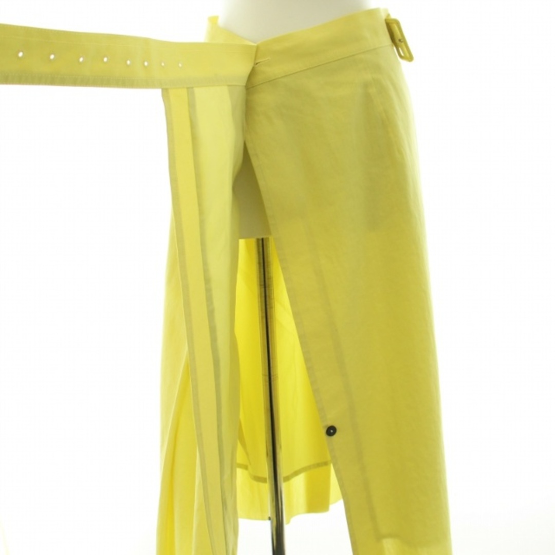 TOMORROWLAND(トゥモローランド)のトゥモローランド クリスプクロス アシンメトリーロングプリーツスカート 黄 レディースのスカート(ロングスカート)の商品写真