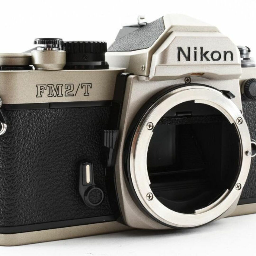 Nikon(ニコン)の美品 NIKON FM2/T チタン フィルムカメラ　モルト新品交換済　B196 スマホ/家電/カメラのスマホ/家電/カメラ その他(その他)の商品写真