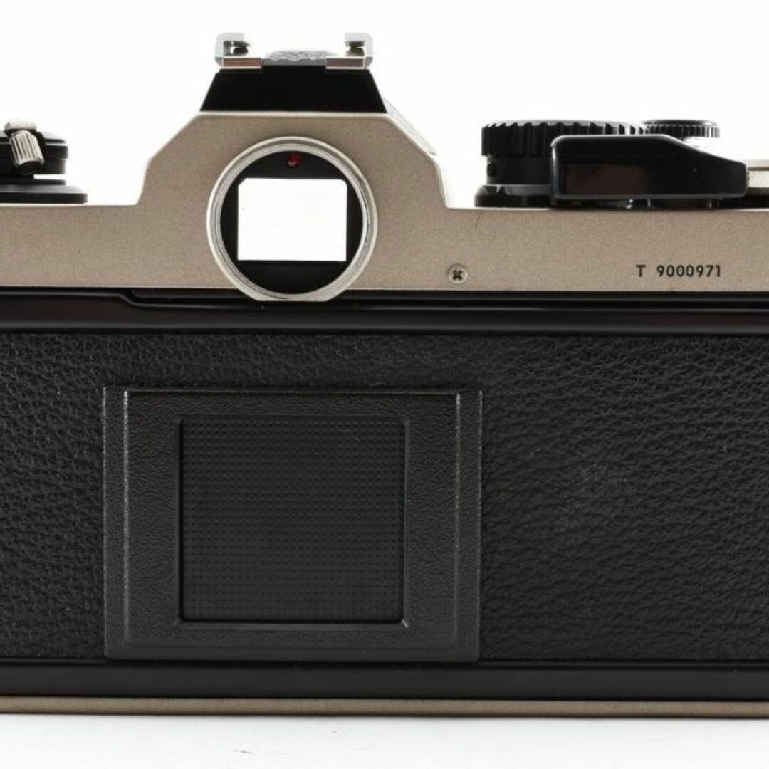 Nikon(ニコン)の美品 NIKON FM2/T チタン フィルムカメラ　モルト新品交換済　B196 スマホ/家電/カメラのスマホ/家電/カメラ その他(その他)の商品写真