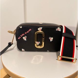 マークジェイコブス(MARC JACOBS)のMARC JACOBS マグダアーチャー コラボ クロスボディバッグ(ショルダーバッグ)