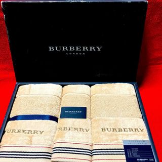 バーバリー(BURBERRY)のBURBERRY  バーバリータオル３枚セット　新品未使用(タオル/バス用品)