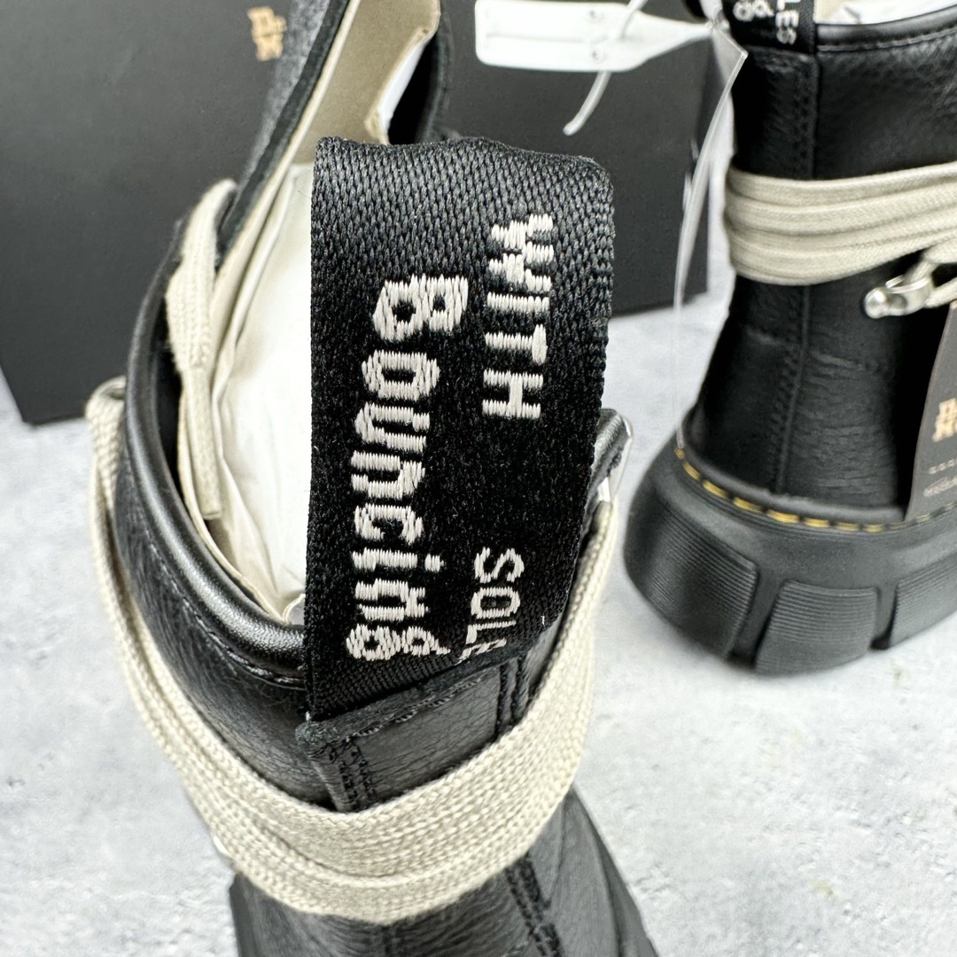 Dr.Martens(ドクターマーチン)の新品100%本物 【UK6】Rick owens dr.martens ブーツ メンズの靴/シューズ(ブーツ)の商品写真