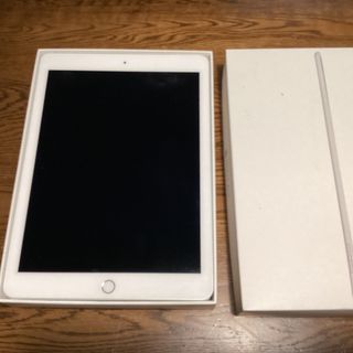 アップル iPad Air 2 WiFi 32GB シルバー(タブレット)