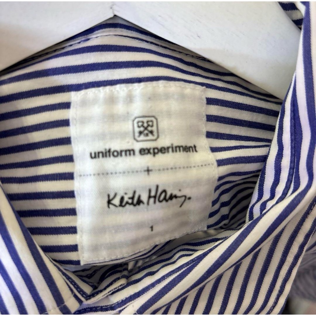 uniform experiment(ユニフォームエクスペリメント)の美品 Uniform experiment キースヘリング プリントシャツ メンズのトップス(シャツ)の商品写真