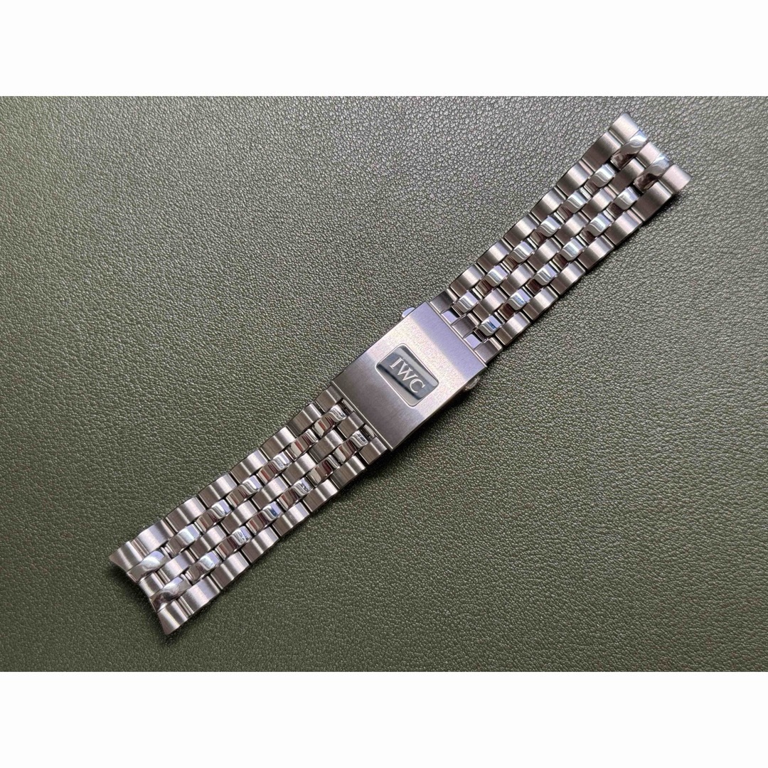 IWC(インターナショナルウォッチカンパニー)の純正ステンレスベルト IWC マーク 20 IW328202 mark XX メンズの時計(腕時計(アナログ))の商品写真