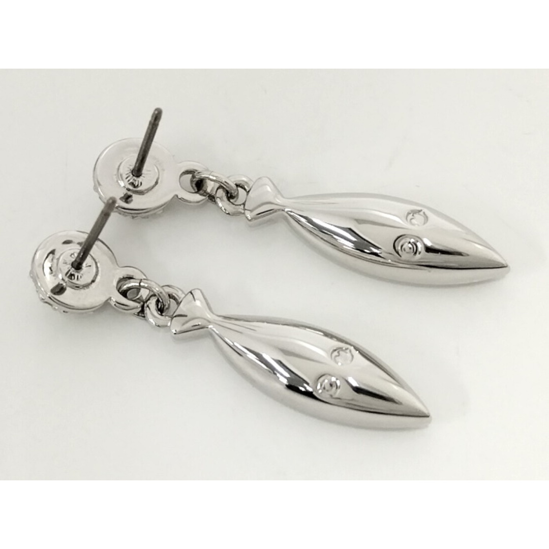 SWAROVSKI - SWAROVSKI ピアス クリスタル シルバー 835000の SWAROVSKI - SWAROVSKI ピアス クリスタル シルバー 835000の