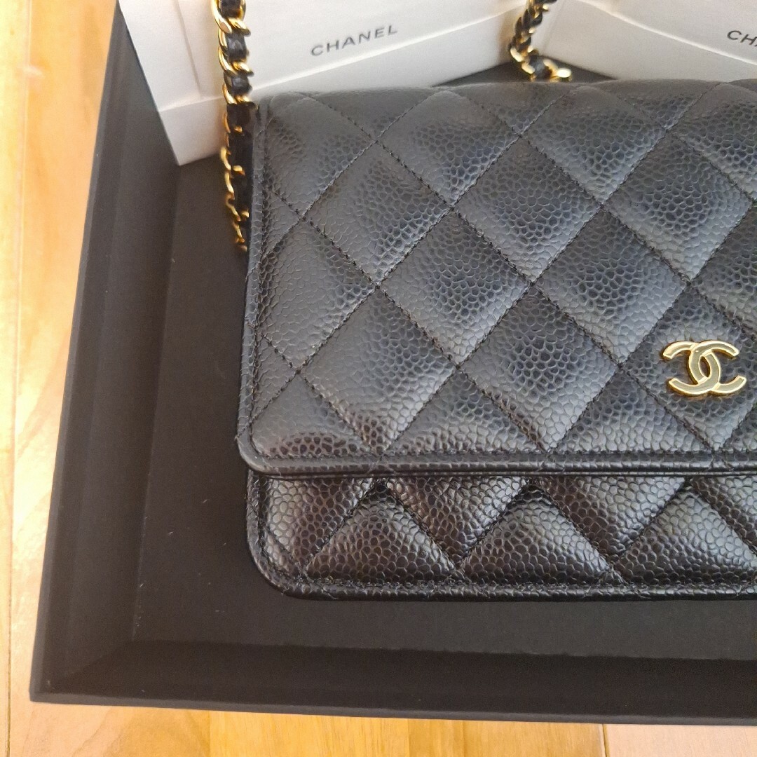 CHANEL(シャネル)の専用　シャネル　チェーンウォレット　ショルダーバック レディースのバッグ(ショルダーバッグ)の商品写真